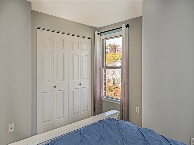 bedroom with a closet