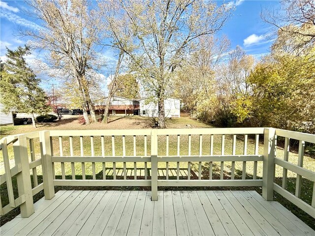 226 Cottage Ave, Masontown, PA 15461 - view of wooden terrace