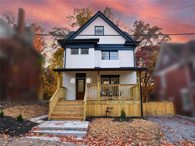 view of front of house featuring a porch