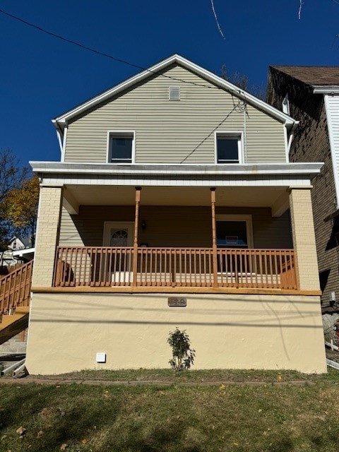 view of front of property