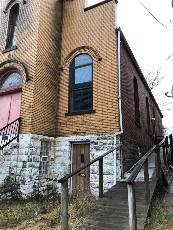 1539 Bedford Ave, Downtown Pgh, PA 15219 - photo 3