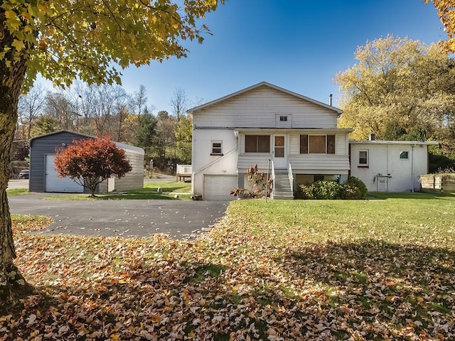 1694 Dime Rd, Pa, PA 15690 - photo 1