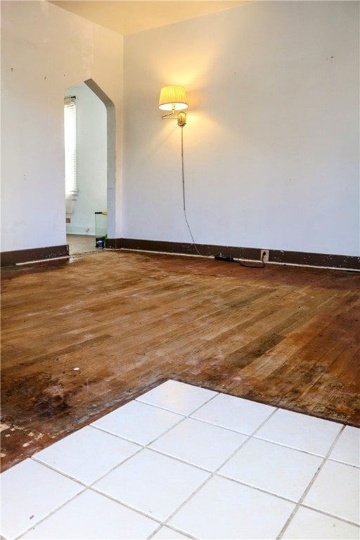 empty room featuring tile patterned floors