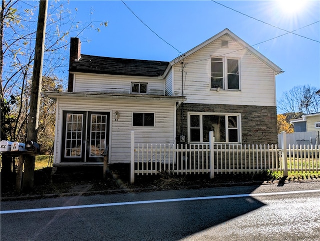 view of front property