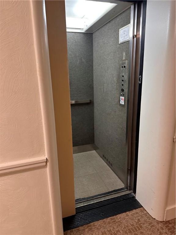 5900 Babcock Blvd Unit 80, Ross Twp, PA 15237 - bathroom with elevator