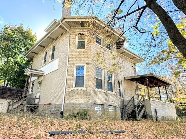 view of side of property