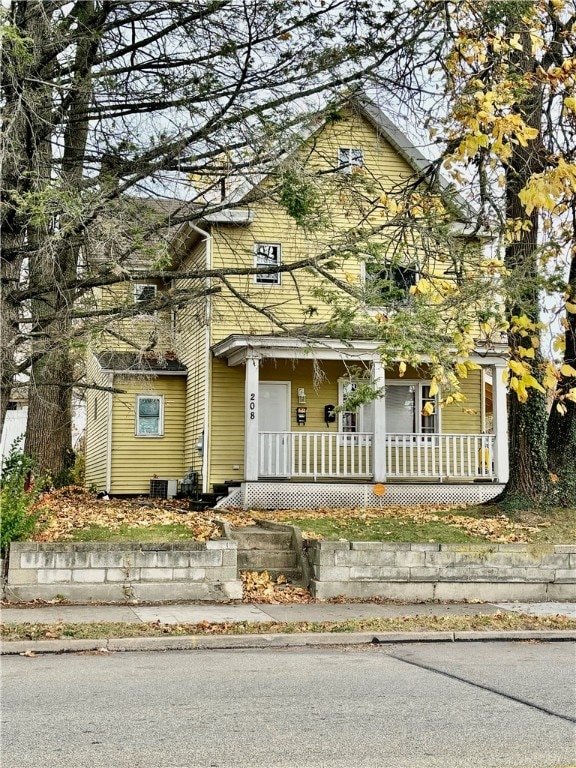 view of front facade with a porch