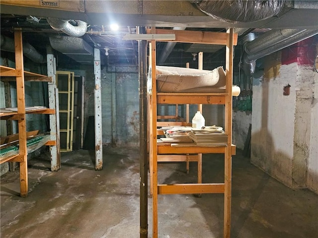view of unfinished basement