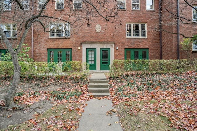 view of front facade