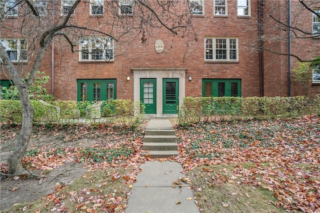 420 Sulgrave Rd, Mt Washington, PA 15211 - view of front facade with brick siding
