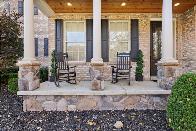 view of patio / terrace with covered porch