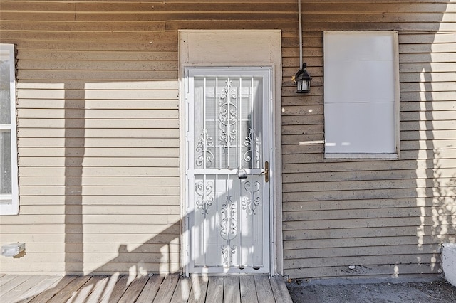 view of property entrance