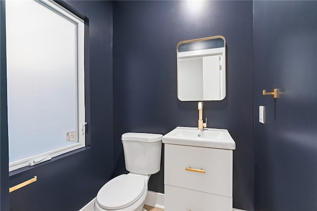 bathroom featuring toilet