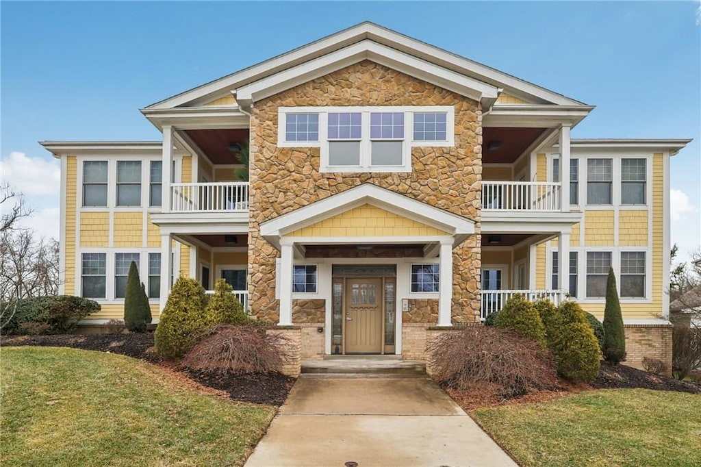 246 Berkeley Way, Monroeville, PA 15146 - view of front of house featuring a balcony