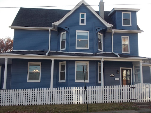 view of front of property with a porch