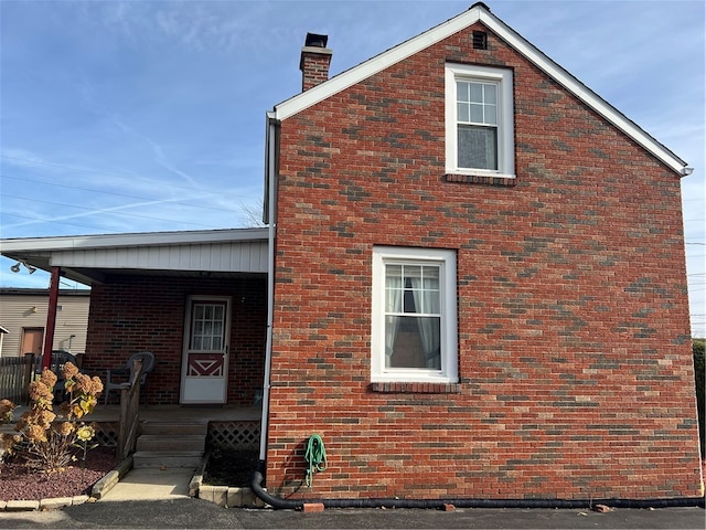 exterior space with a porch