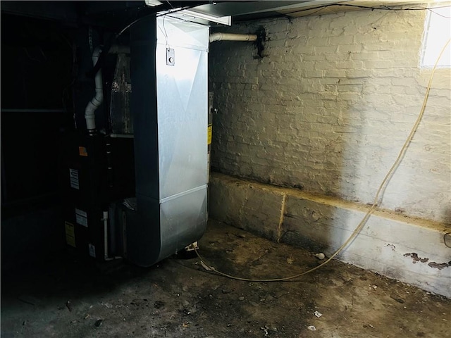 403 Lowell St, Vandergrift Wml, PA 15690 - utilities with heating unit