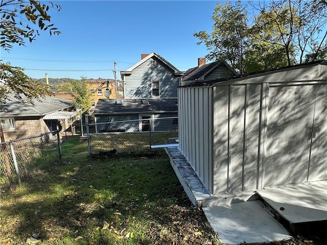1447 Fleming Ave, Mckees Rocks, PA 15136 - view of yard