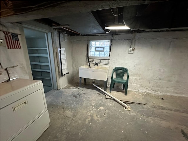 1447 Fleming Ave, Mckees Rocks, PA 15136 - below grade area featuring washer / dryer and a sink