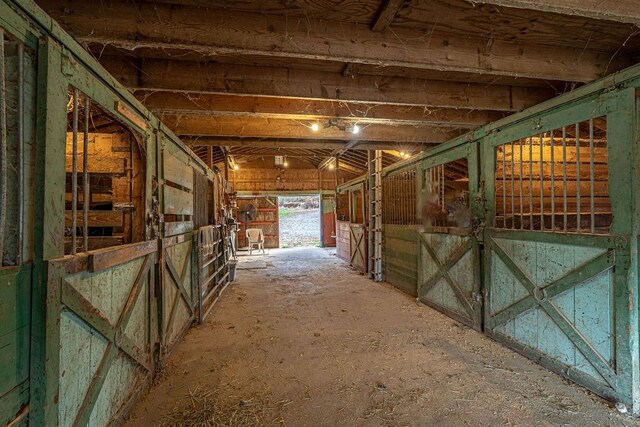 156 Sundust Rd, Nottingham, PA 15330 - view of horse barn