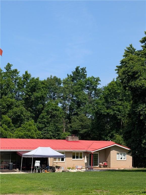 156 Sundust Rd, Nottingham, PA 15330