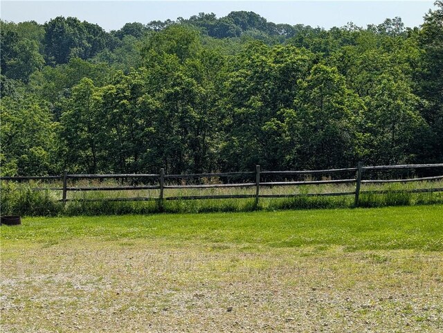 156 Sundust Rd, Nottingham, PA 15330