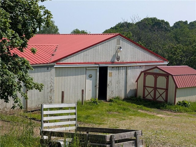 156 Sundust Rd, Nottingham, PA 15330