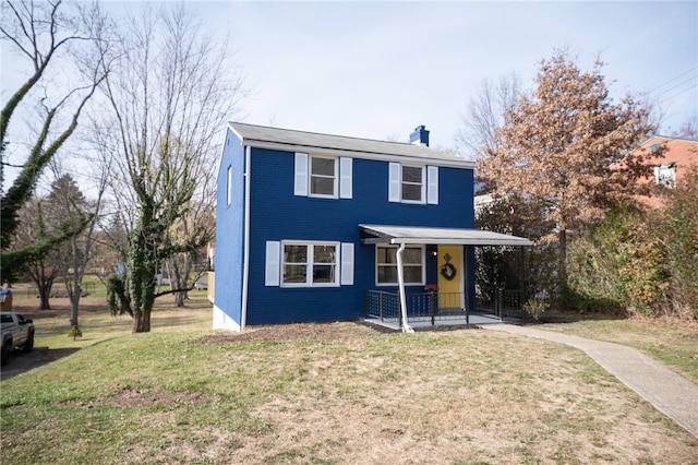 view of front of property with a front yard