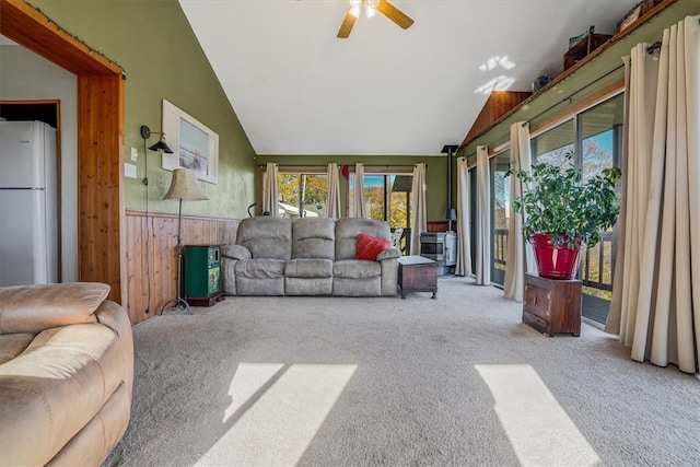 sunroom / solarium featuring vaulted ceiling and ceiling fan