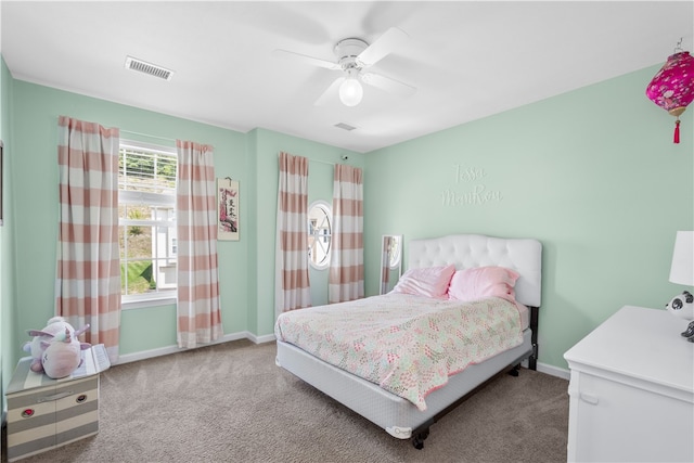 bedroom featuring carpet and ceiling fan