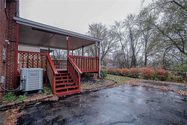 view of patio / terrace with cooling unit