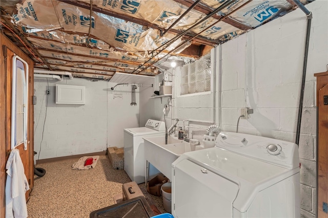 laundry area featuring washing machine and dryer