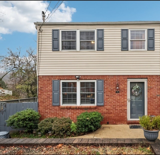 view of front of house