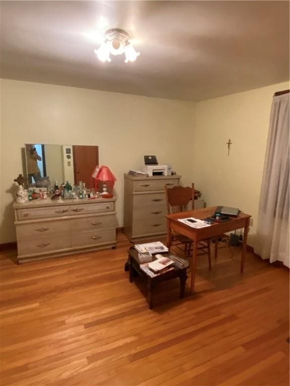 215 Cehily Rd, Allegheny Twp, PA 15068 - sitting room featuring light wood-style floors