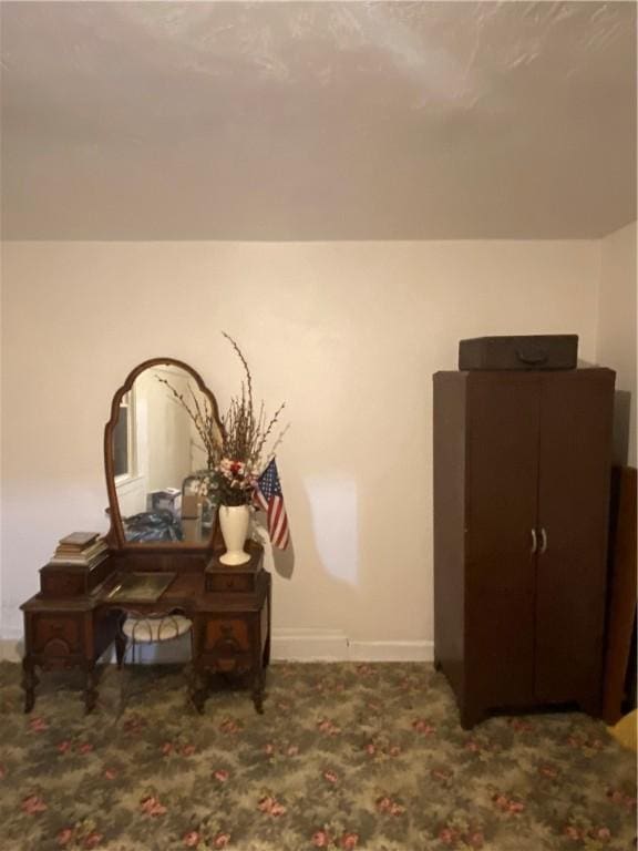 215 Cehily Rd, Allegheny Twp, PA 15068 - carpeted bedroom with baseboards