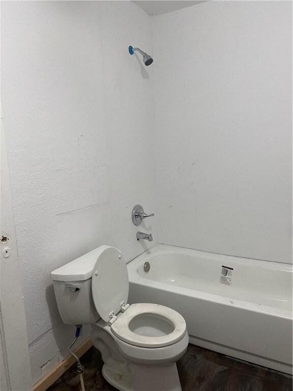 11947 Pennsylvania Ave, Vernon Twp, PA 16335 - bathroom with toilet