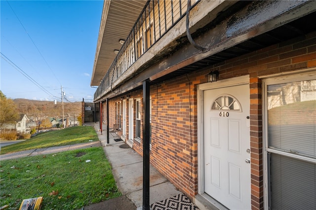 view of property entrance