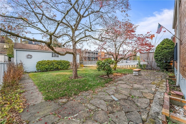 view of yard with a patio