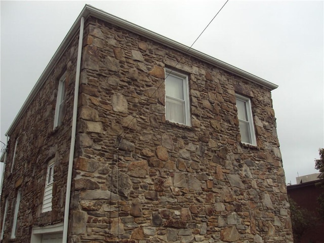 331 W Main, Somerset Boro, PA 15501 - view of side of home with stone siding