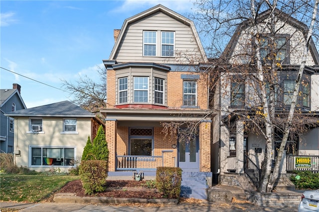 view of front of house with covered porch