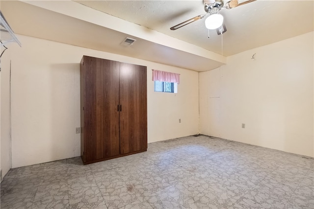 unfurnished bedroom with ceiling fan