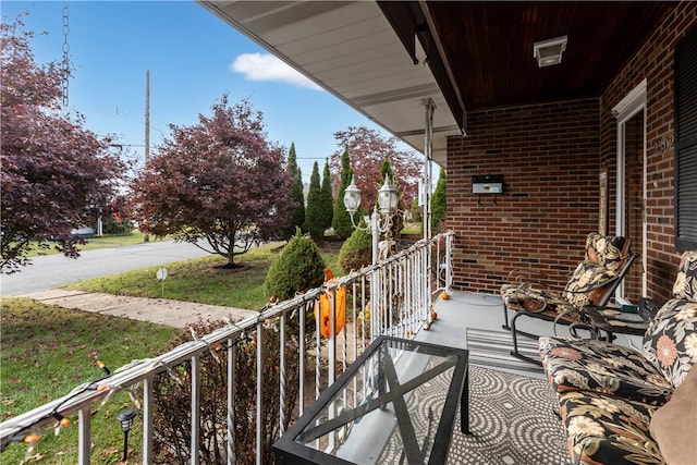 balcony with a porch