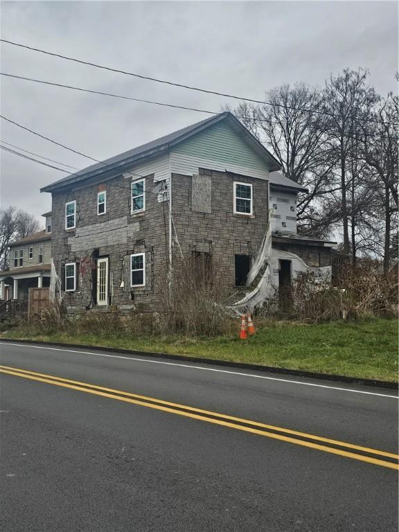 150 Main St, Donegal Wml, PA 15628 - view of front of property featuring stone siding