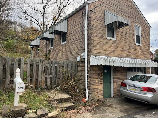 528 Spruce Aly, Glassport, PA 15045 - view of side of property featuring stone siding