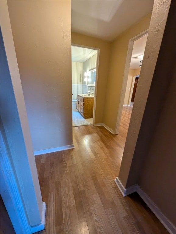 2225 Swallow Hill Rd, Scott Twp Sal, PA 15220 - corridor with wood finished floors and baseboards