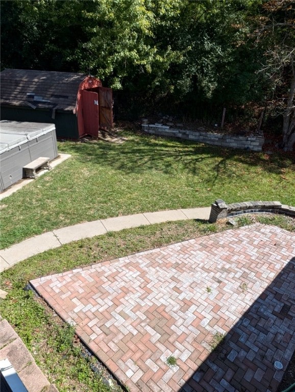 2225 Swallow Hill Rd, Scott Twp Sal, PA 15220 - view of green lawn