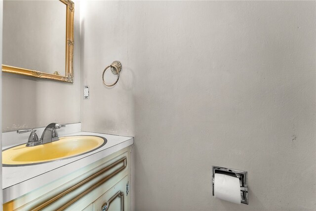 627 Wayne Ave, Monaca, PA 15061 - bathroom with vanity