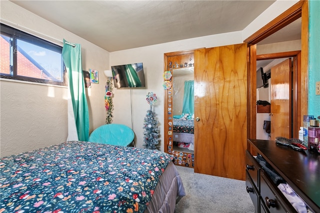 bedroom with carpet flooring