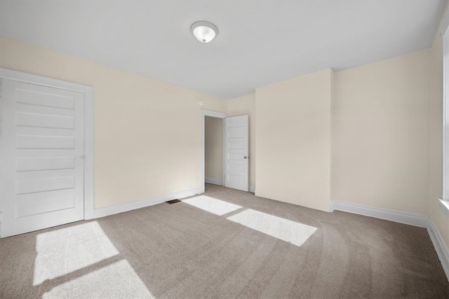 empty room with carpet