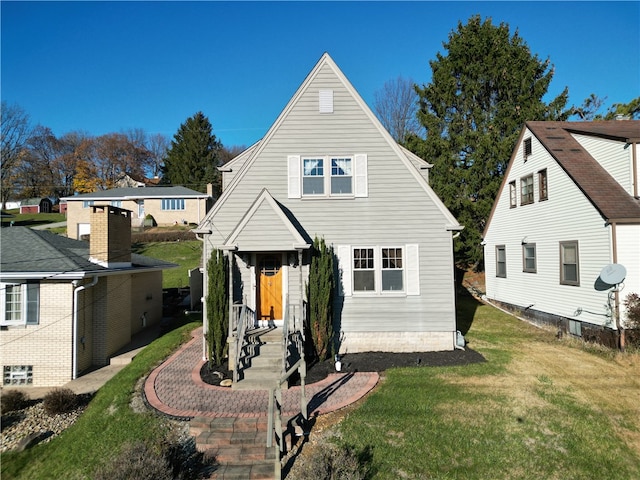 view of front of house with a front yard